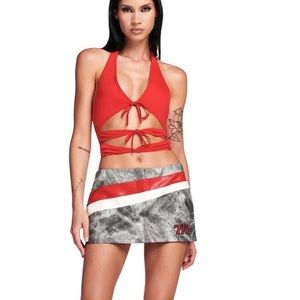 I am gia red elara top